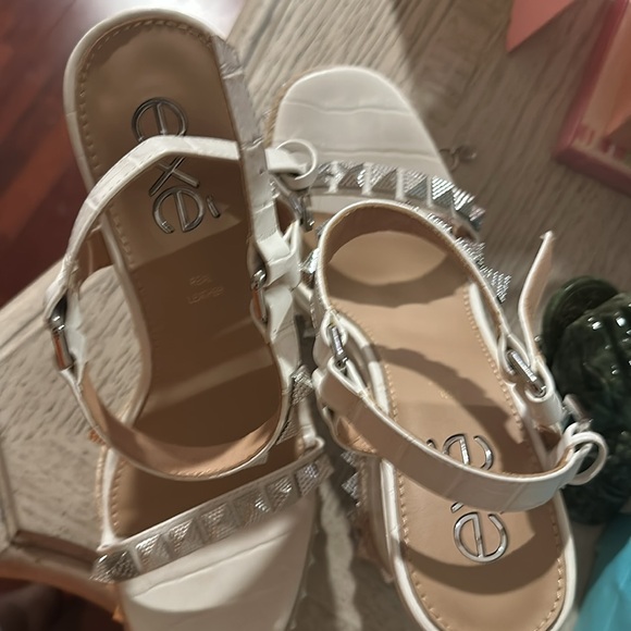 NWOT EXE Margo 022 White size 41